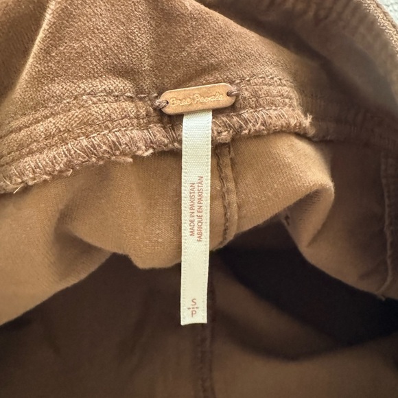 FREE PEOPLE in my feelings cropped corduroys brown size small - Picture 4 of 8